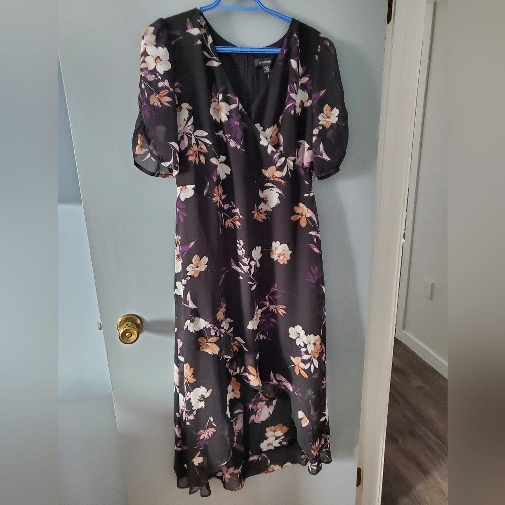 Le Chateau Black Floral Midi Dress
